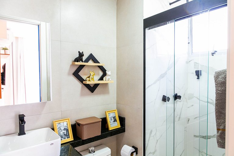 Rio Wonder: Elegante 2 quartos (1 suíte) com vaga!