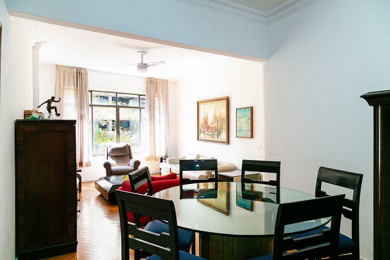 Copacabana Light: 3 qts (1suíte) espaço e conforto