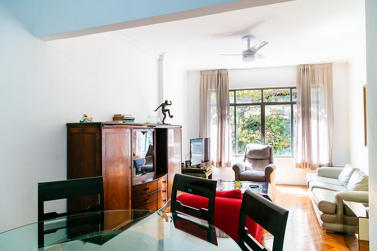 Copacabana Light: 3 qts (1suíte) espaço e conforto