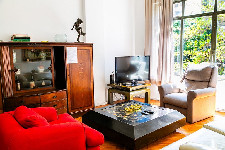 Copacabana Light: 3 qts (1suíte) espaço e conforto