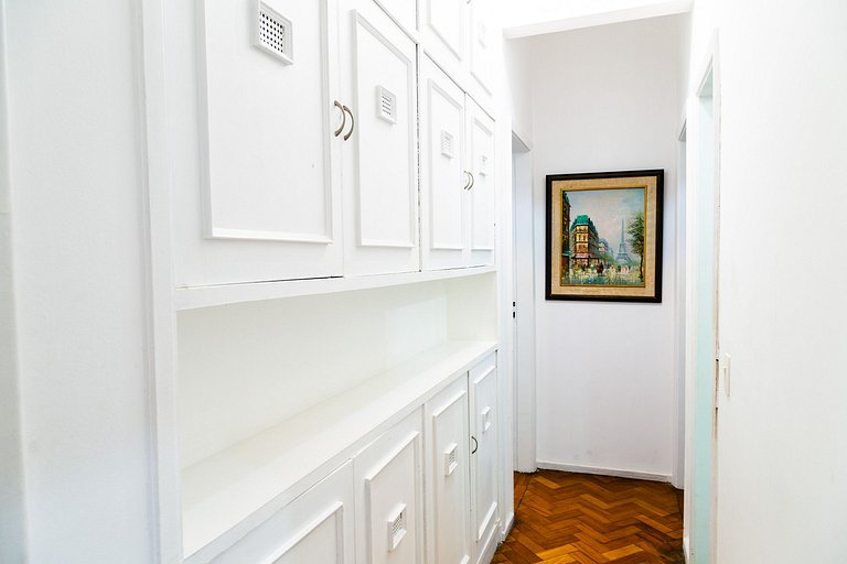 Copacabana Light: 3 qts (1suíte) espaço e conforto