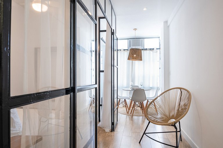 Copacabana Urban Glass Studio