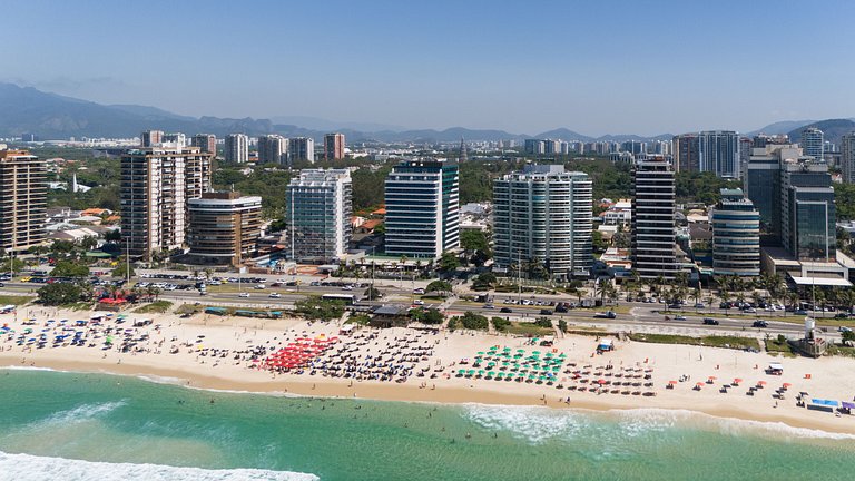 Barra Horizon: Onde o Mar Começa na Sua Varanda
