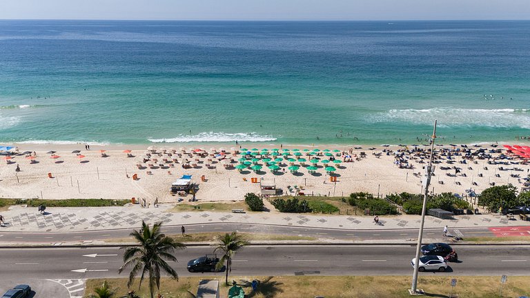 Barra Horizon: Onde o Mar Começa na Sua Varanda
