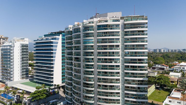 Barra Horizon: Onde o Mar Começa na Sua Varanda