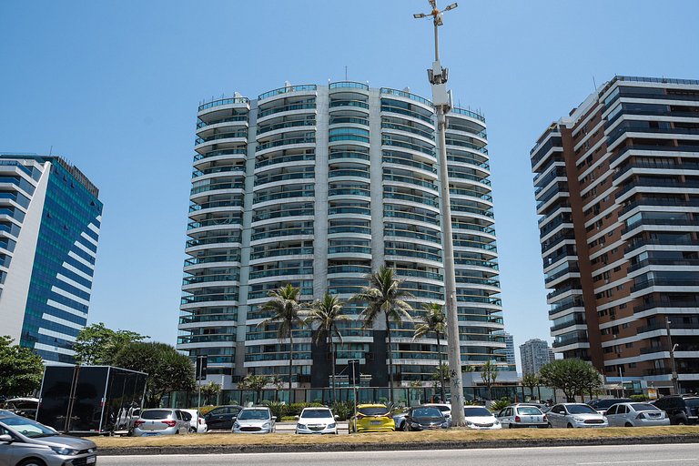 Barra Horizon: Onde o Mar Começa na Sua Varanda