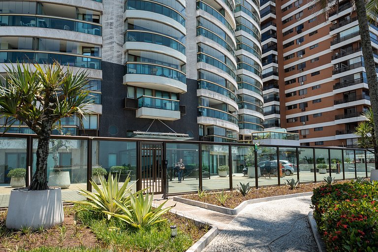 Barra Horizon: Onde o Mar Começa na Sua Varanda