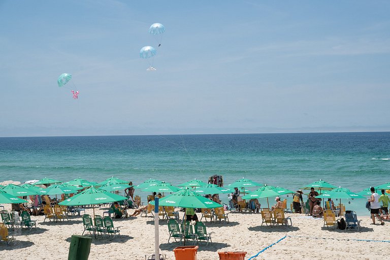 Barra Horizon: Onde o Mar Começa na Sua Varanda