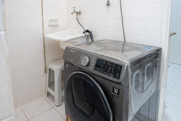 Leblon Living: localização, vaga e metrô na porta!