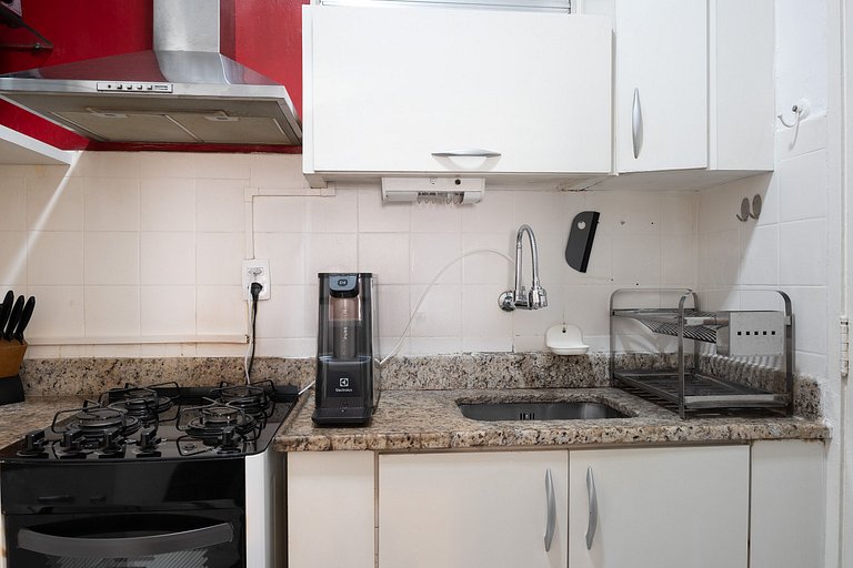 Leblon Living: localização, vaga e metrô na porta!