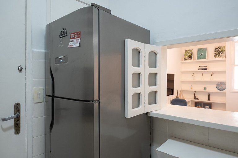 Leblon Living: localização, vaga e metrô na porta!