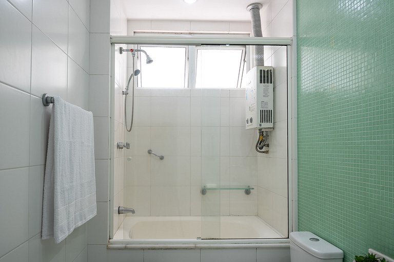 Leblon Living: localização, vaga e metrô na porta!