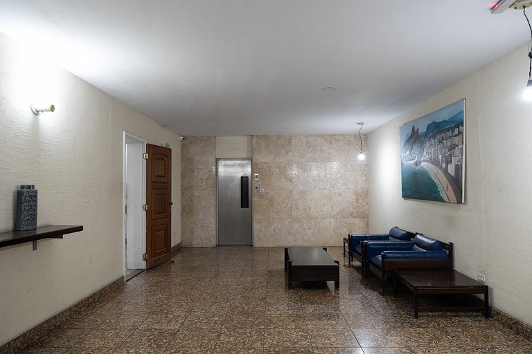 Leblon Living: localização, vaga e metrô na porta!