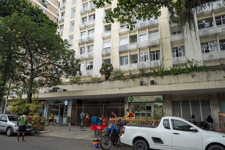Leblon Living: localização, vaga e metrô na porta!