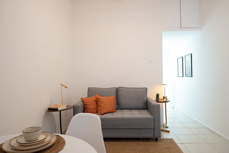 Copacabana Quiet: cama queen e localização soberba