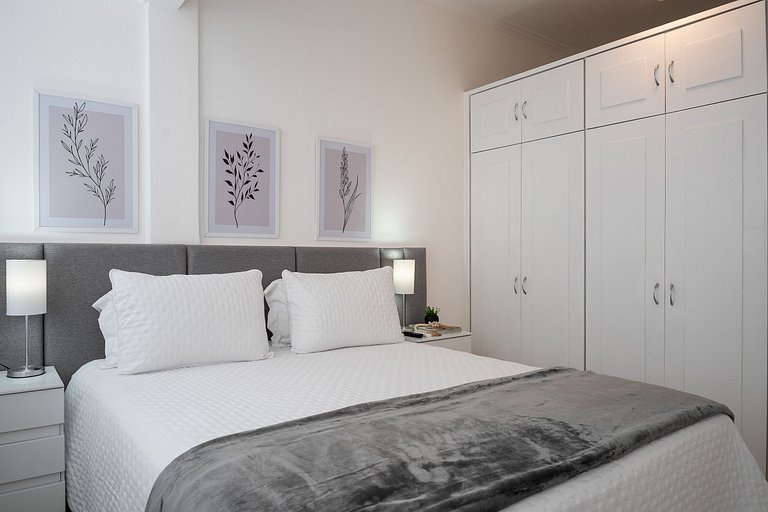 Copacabana Quiet: cama queen e localização soberba