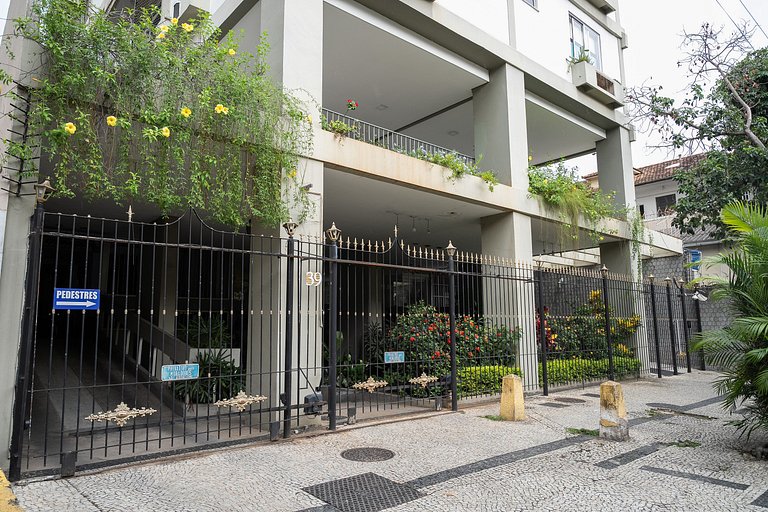 Vila Tijuca: Suíte Compacta, Quarto, Vaga Garagem