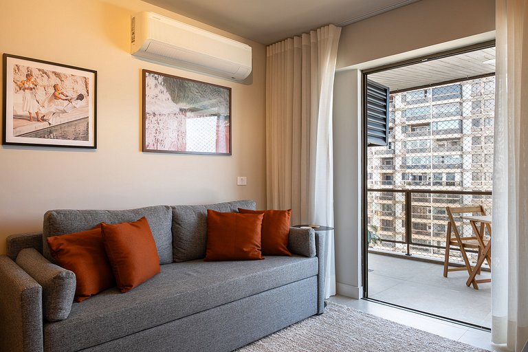 Barra Breeze: Estilo, Conforto e Vista Soberba!