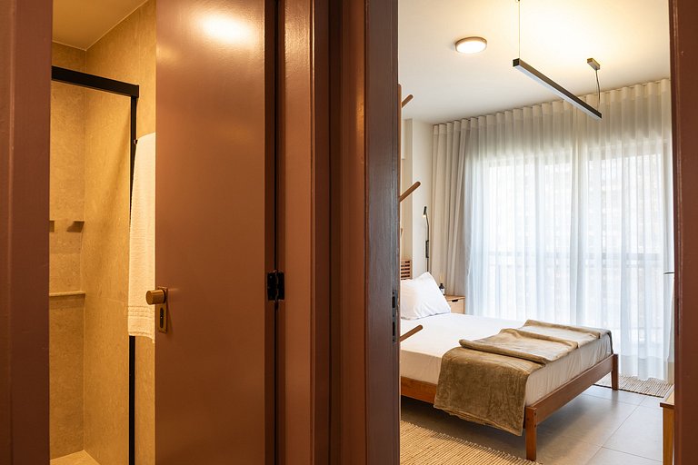 Barra Breeze: Estilo, Conforto e Vista Soberba!