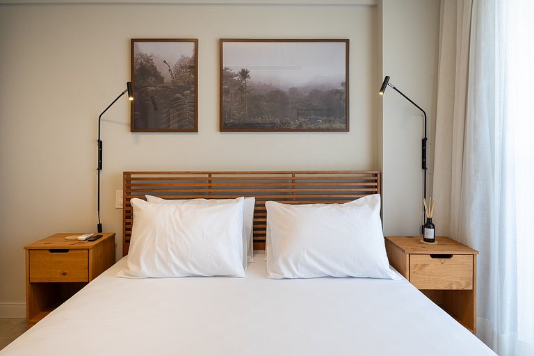 Barra Breeze: Estilo, Conforto e Vista Soberba!