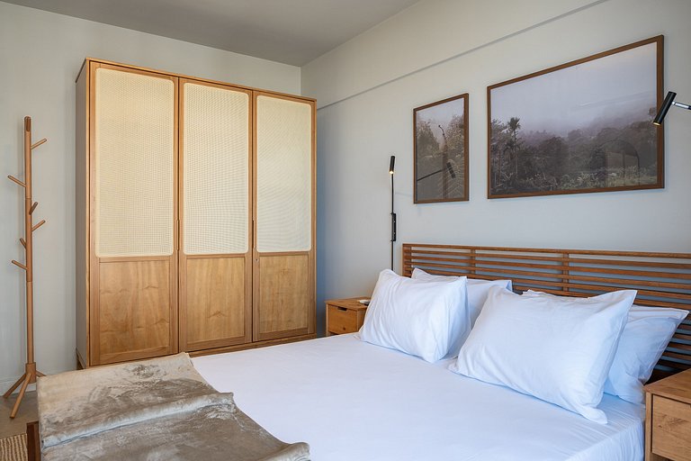 Barra Breeze: Estilo, Conforto e Vista Soberba!