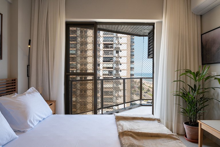 Barra Breeze: Estilo, Conforto e Vista Soberba!