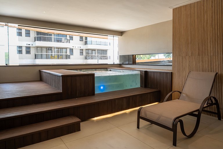 Barra Breeze: Estilo, Conforto e Vista Soberba!