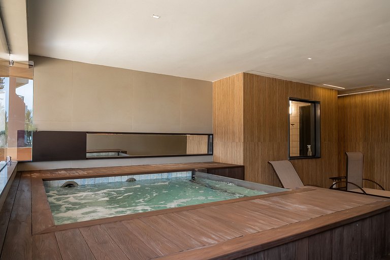 Barra Breeze: Estilo, Conforto e Vista Soberba!