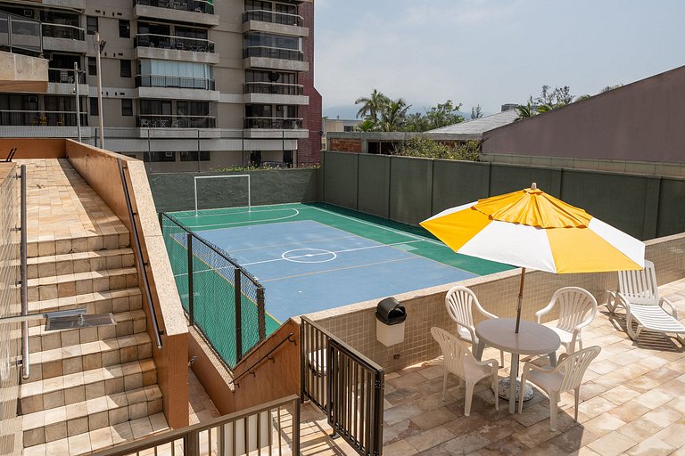 Barra Breeze: Estilo, Conforto e Vista Soberba!