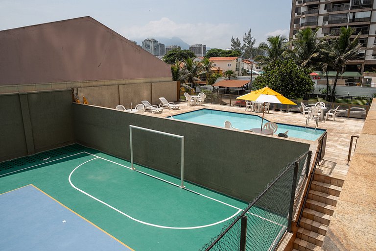 Barra Breeze: Estilo, Conforto e Vista Soberba!