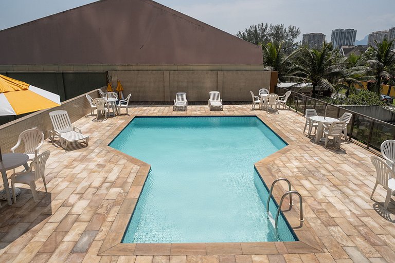 Barra Breeze: Estilo, Conforto e Vista Soberba!