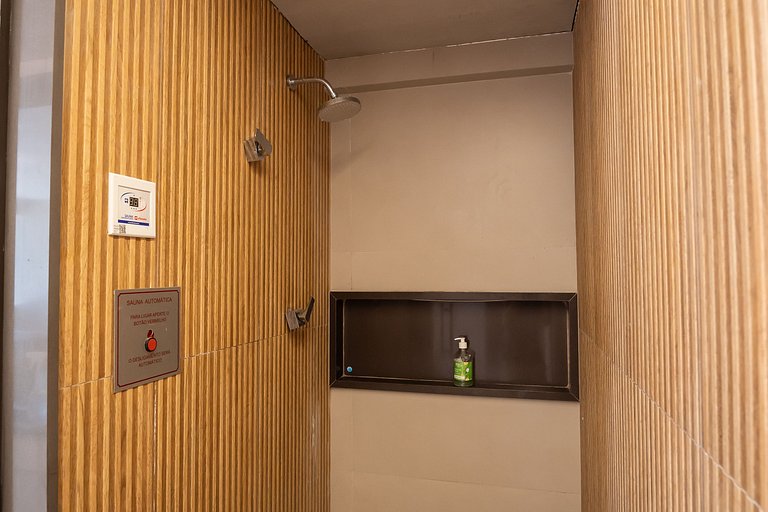 Barra Breeze: Estilo, Conforto e Vista Soberba!