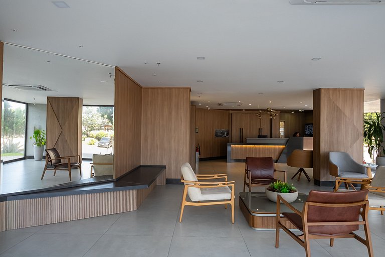 Barra Breeze: Estilo, Conforto e Vista Soberba!