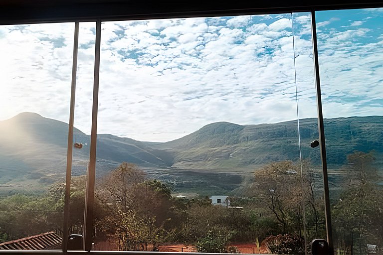 Sol da Lapinha da Serra: Sua Casa de Campo!