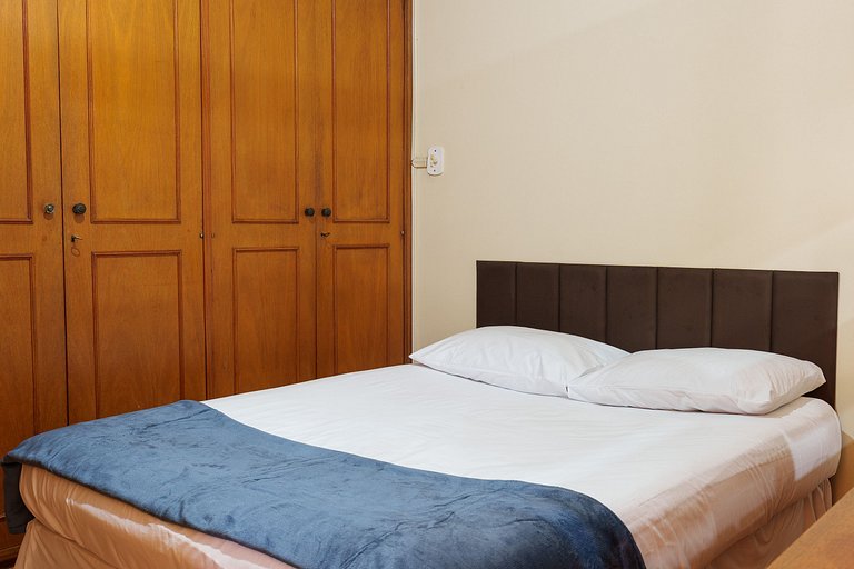 Copacabana Easy Stay: Funcional e Bem Localizado!