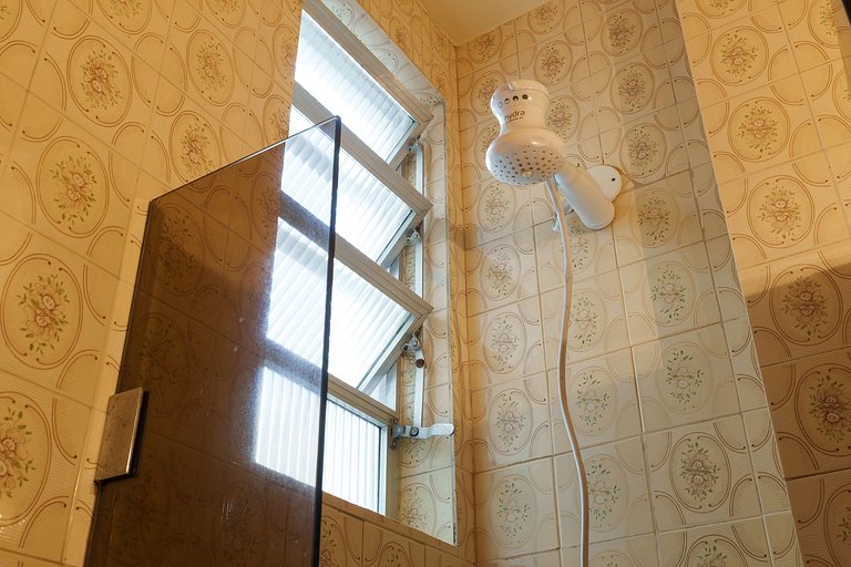 Copacabana Easy Stay: Funcional e Bem Localizado!