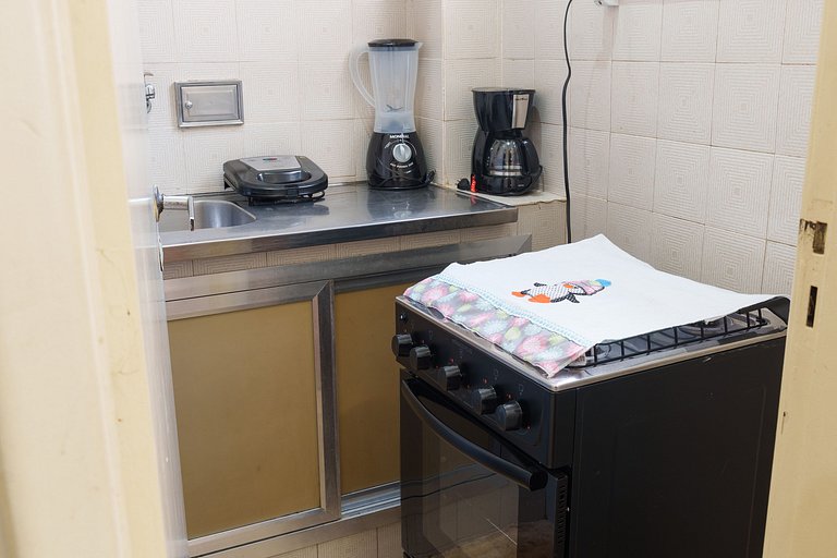 Copacabana Easy Stay: Funcional e Bem Localizado!