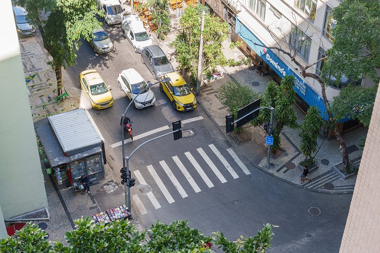 Copacabana Concept: 2 Quartos, Praia e Metrô!