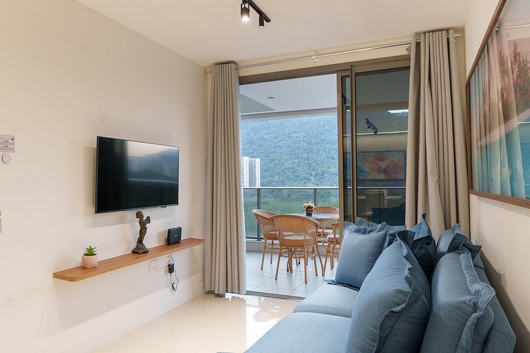 Ilha Pura Living: Quarto, Sala, Varanda e Lazer!