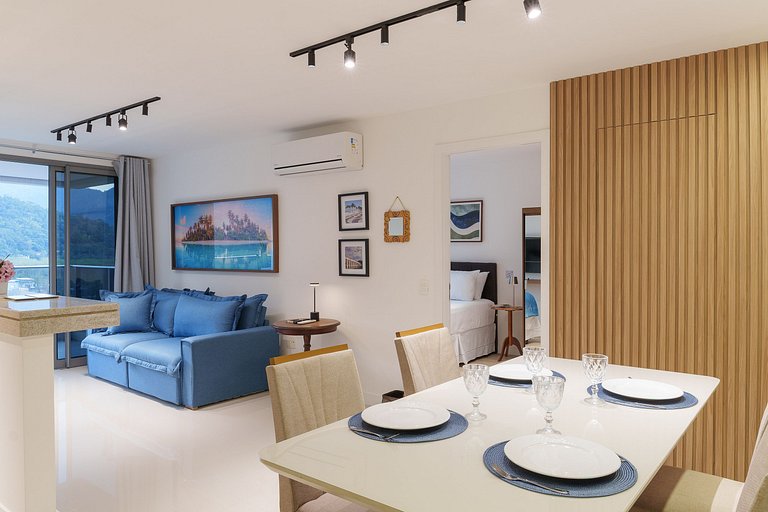 Ilha Pura Living: Quarto, Sala, Varanda e Lazer!