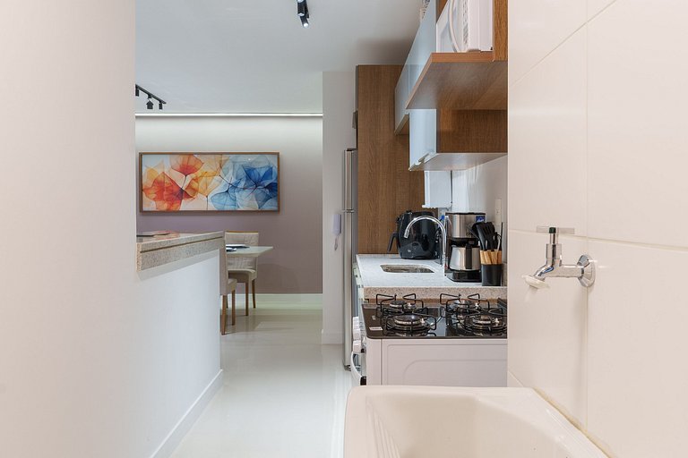 Ilha Pura Living: Quarto, Sala, Varanda e Lazer!
