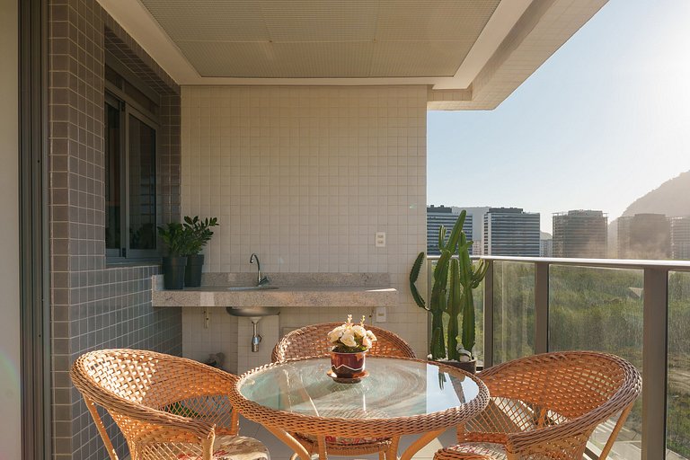 Ilha Pura Living: Quarto, Sala, Varanda e Lazer!