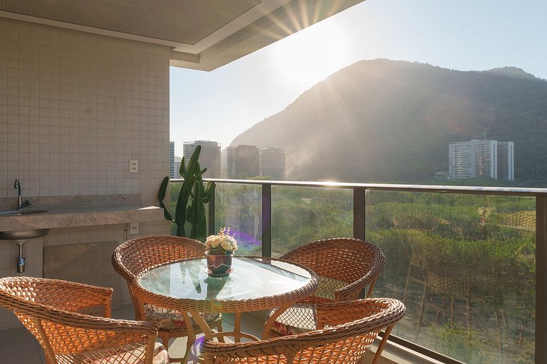 Ilha Pura Living: Quarto, Sala, Varanda e Lazer!