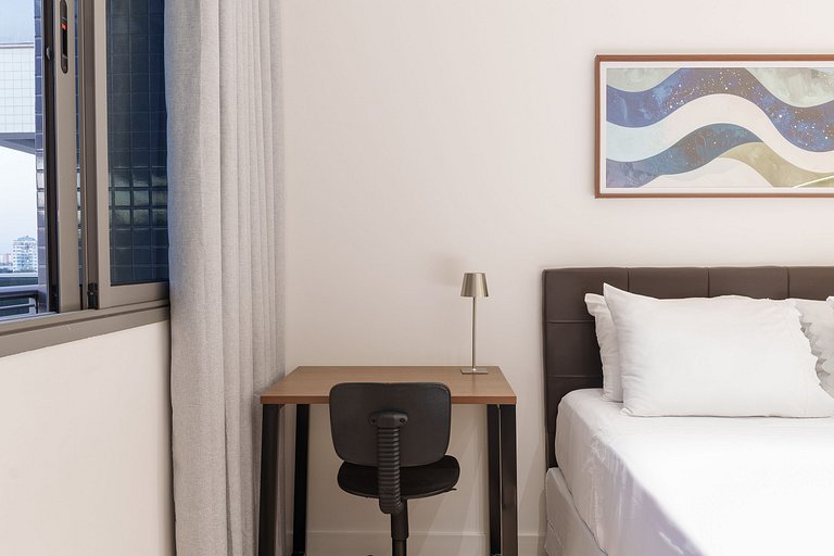 Ilha Pura Living: Quarto, Sala, Varanda e Lazer!