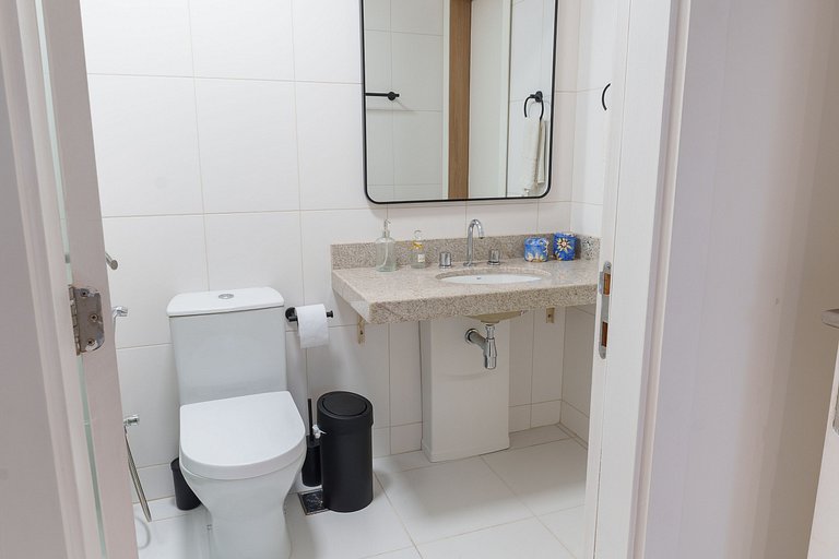 Ilha Pura Living: Quarto, Sala, Varanda e Lazer!
