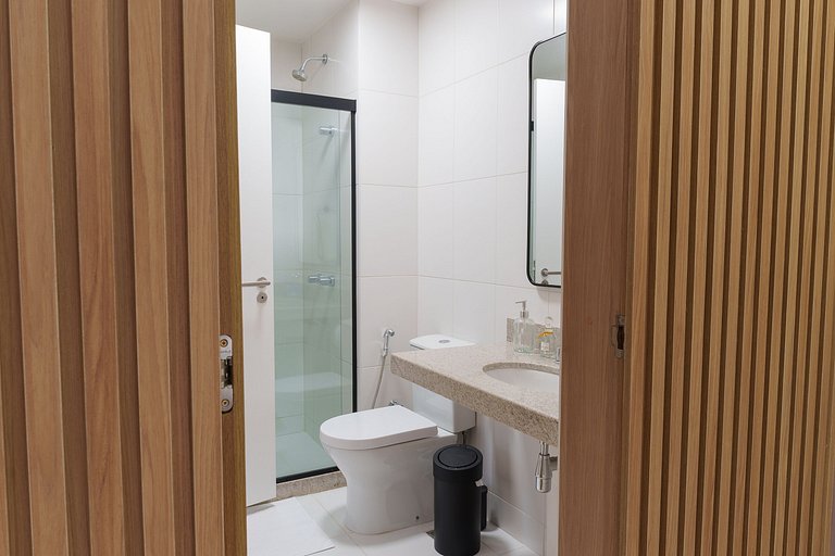 Ilha Pura Living: Quarto, Sala, Varanda e Lazer!