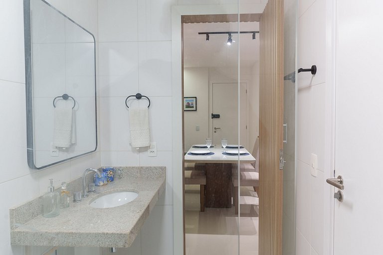 Ilha Pura Living: Quarto, Sala, Varanda e Lazer!