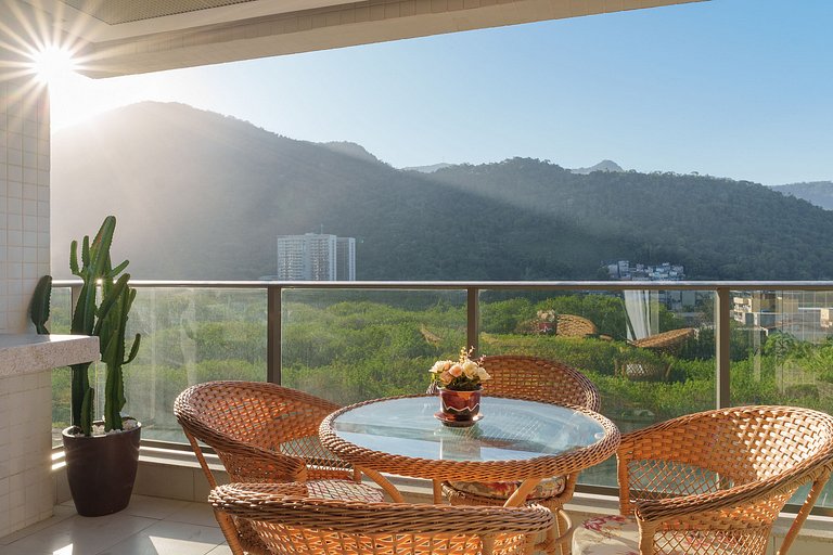 Ilha Pura Living: Quarto, Sala, Varanda e Lazer!