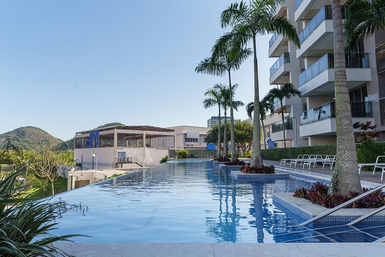 Ilha Pura Living: Quarto, Sala, Varanda e Lazer!