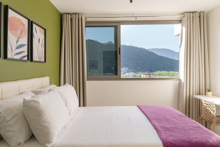 Ilha Pura Living: Loft com Vista para as Montanhas
